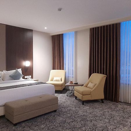 Aston Gorontalo Hotel & Villas Экстерьер фото
