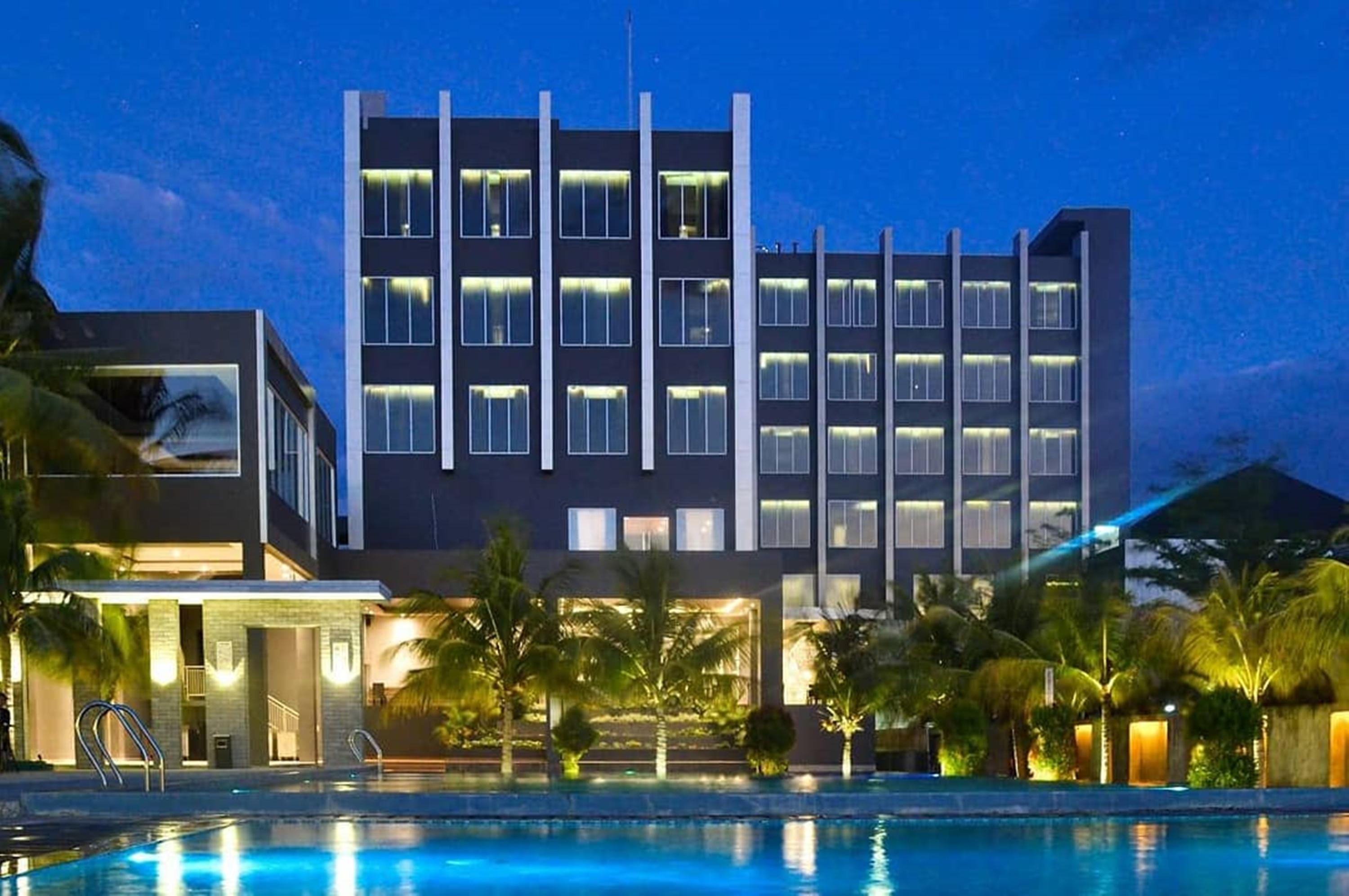 Aston Gorontalo Hotel & Villas Экстерьер фото